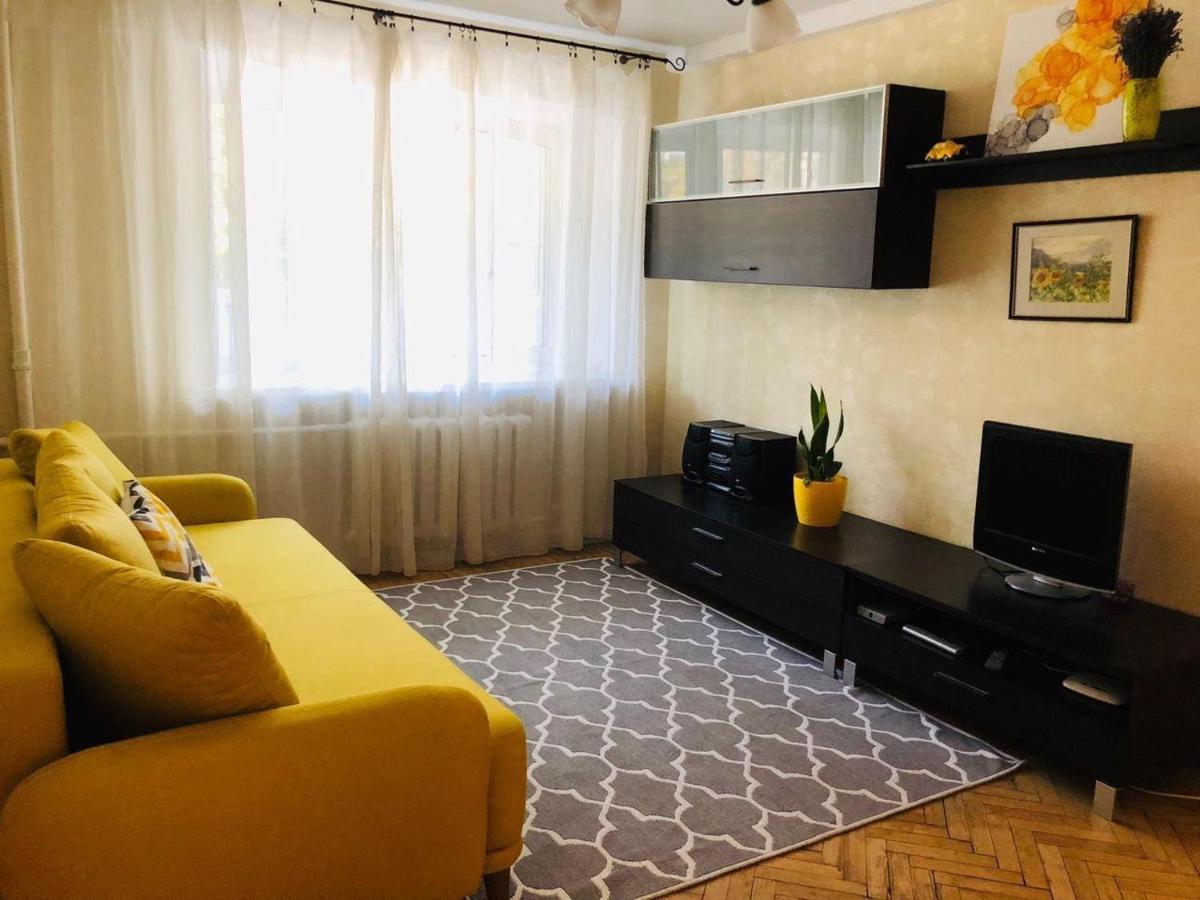 Sunflower Apartment Near Kiev Airport & Railway Station & Center City! מראה חיצוני תמונה