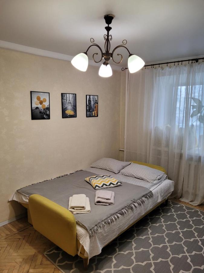 Sunflower Apartment Near Kiev Airport & Railway Station & Center City! מראה חיצוני תמונה