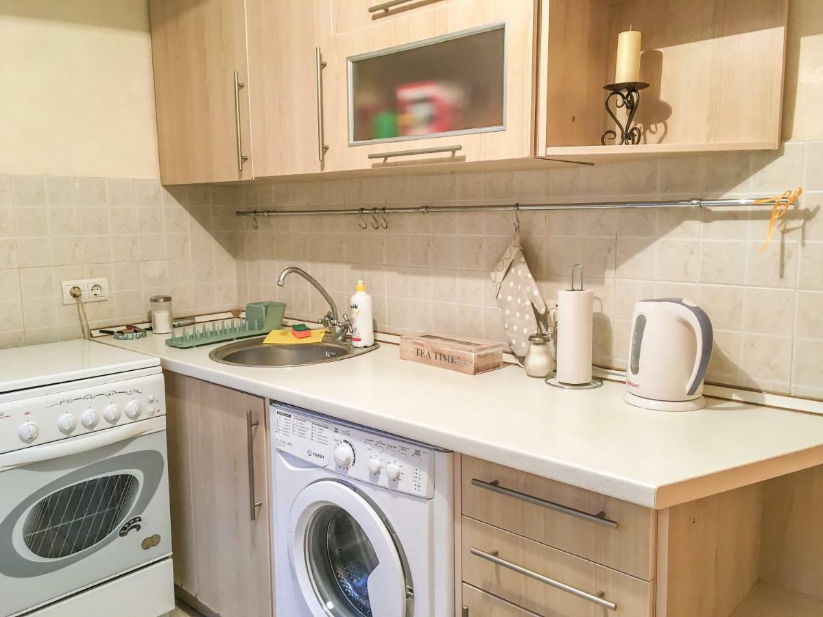 Sunflower Apartment Near Kiev Airport & Railway Station & Center City! מראה חיצוני תמונה